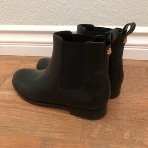 Lauren Ralph Lauren Brylee Black leather  Ankle Boots size 6